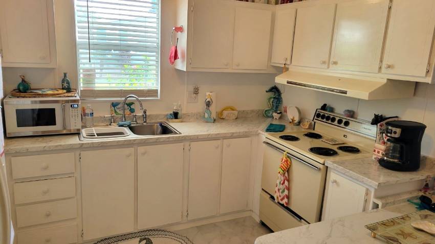 2233 Parrot Place a Lake Wales, FL Mobile or Manufactured Home for Sale